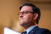 温州特朗普税改案参议院过关有望 共和党议员无人声援马斯克