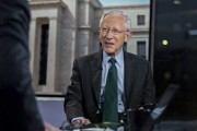 温州宏观经济学教授兼实践者Stanley Fisher逝世 曾培养全球多位经济决策者