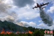温州中国大型水陆两栖飞机AG600“鲲龙”获颁生产许可证